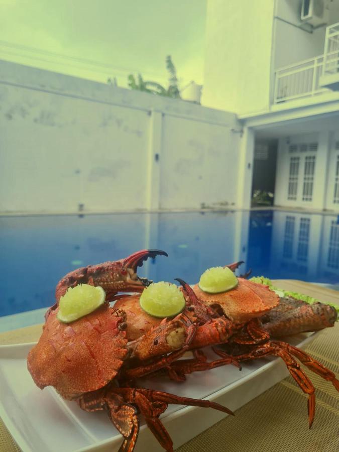 Sunset Sands Hikkaduwa Bagian luar foto