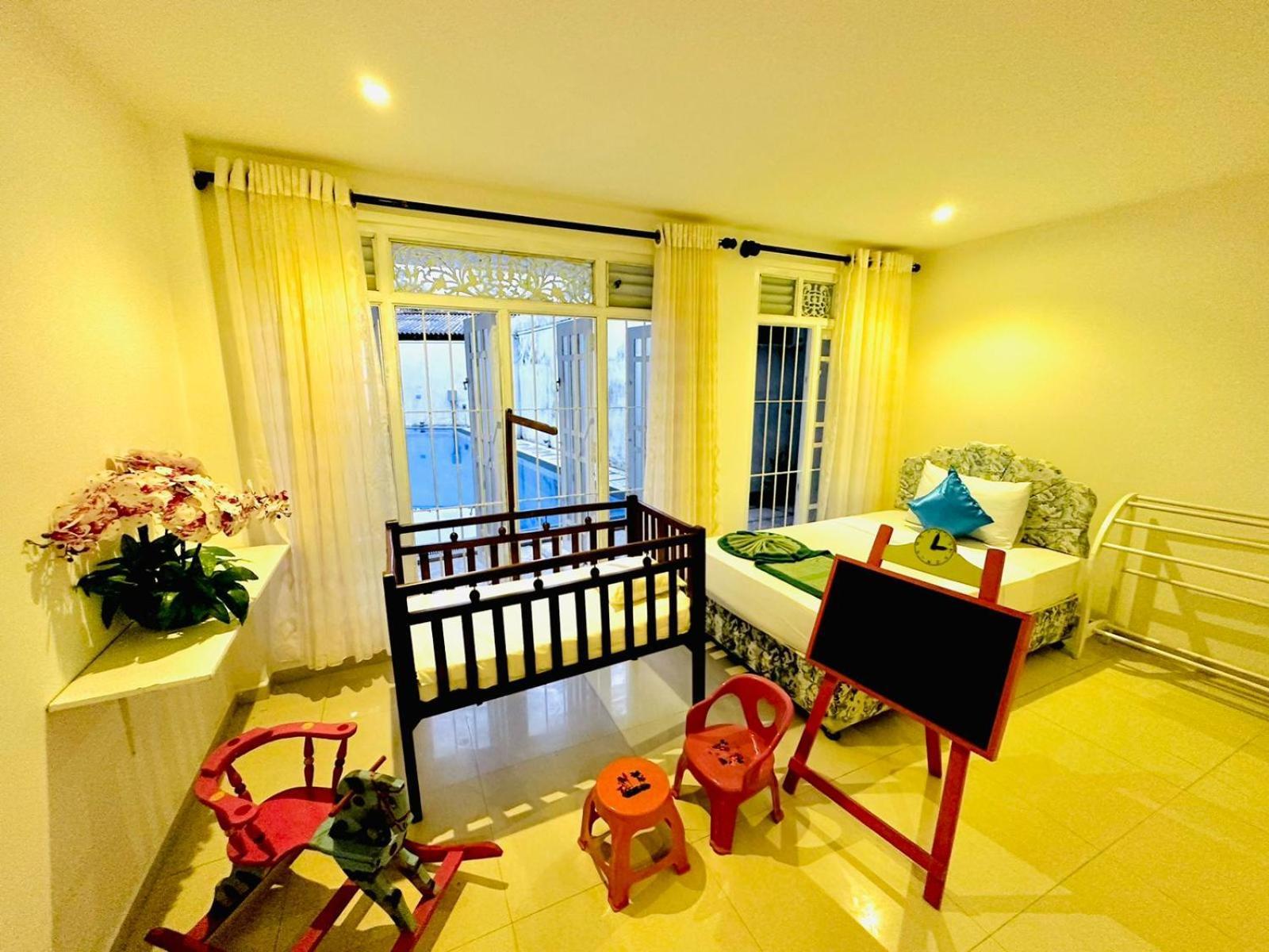 Sunset Sands Hikkaduwa Bagian luar foto